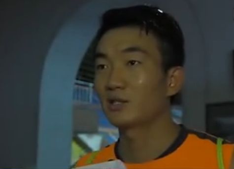 不过叶辰主意已定，他知道自己已经劝不动他，所以只能亲自把他送上直升机，诚挚无比的说道：老弟你多保重，我在这等你回来。